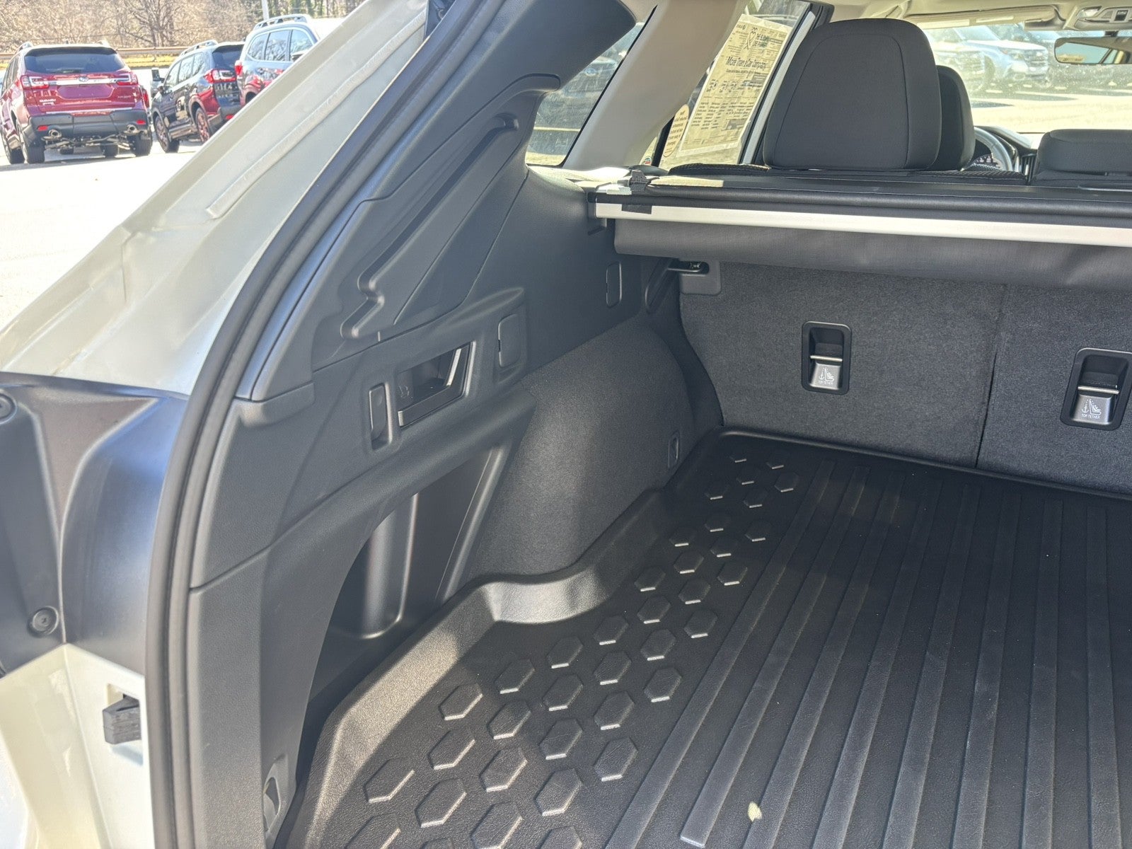 2025 Subaru OUTBACK Premium