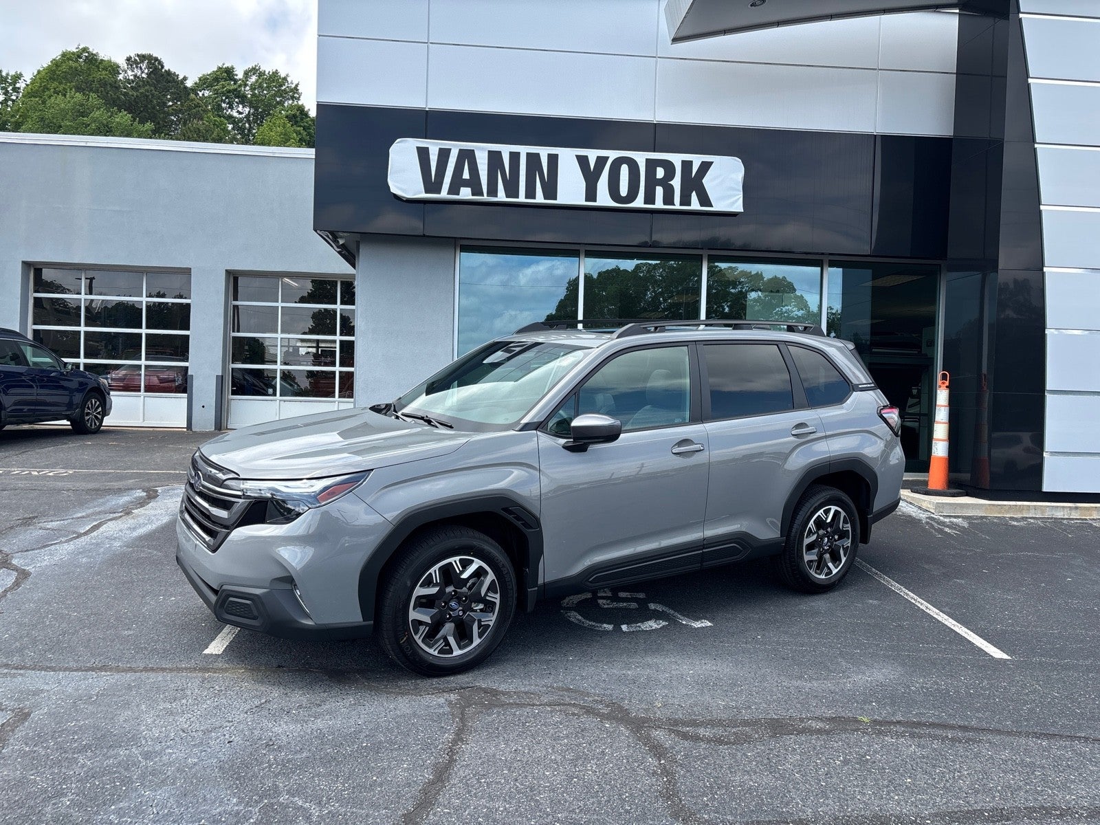 2026 Subaru FORESTER Premium