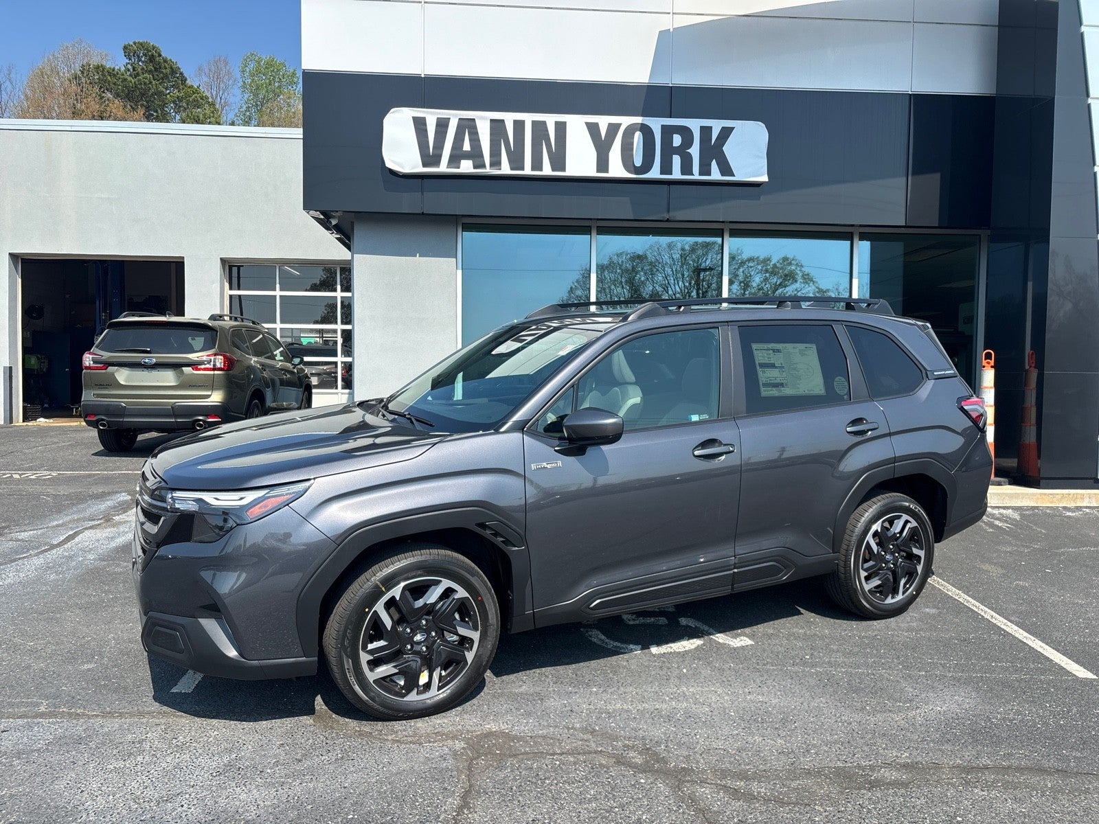 2026 Subaru FORESTER Premium Hybrid