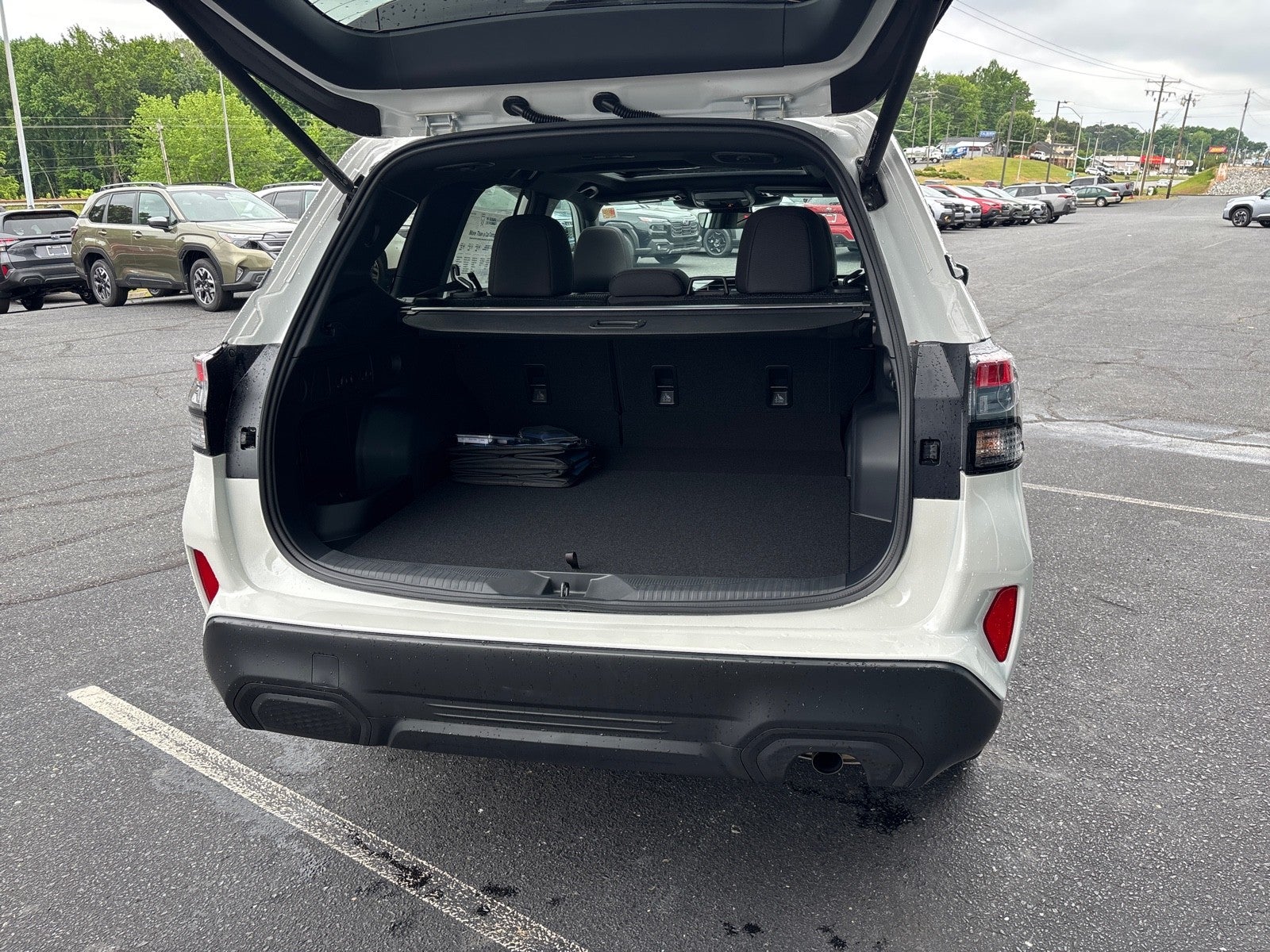 2026 Subaru FORESTER Premium Hybrid