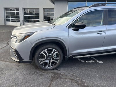 2025 Subaru ASCENT Limited 7 -Passenger