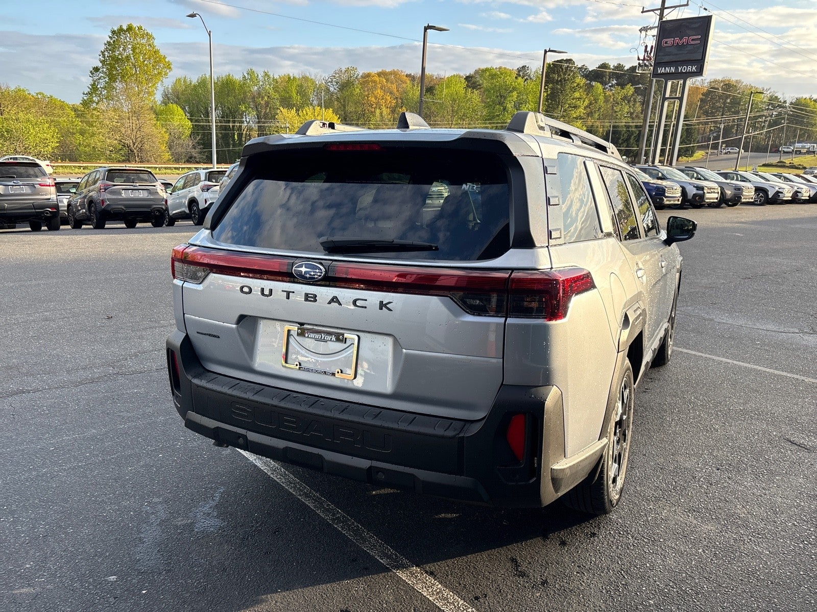 2026 Subaru OUTBACK Touring