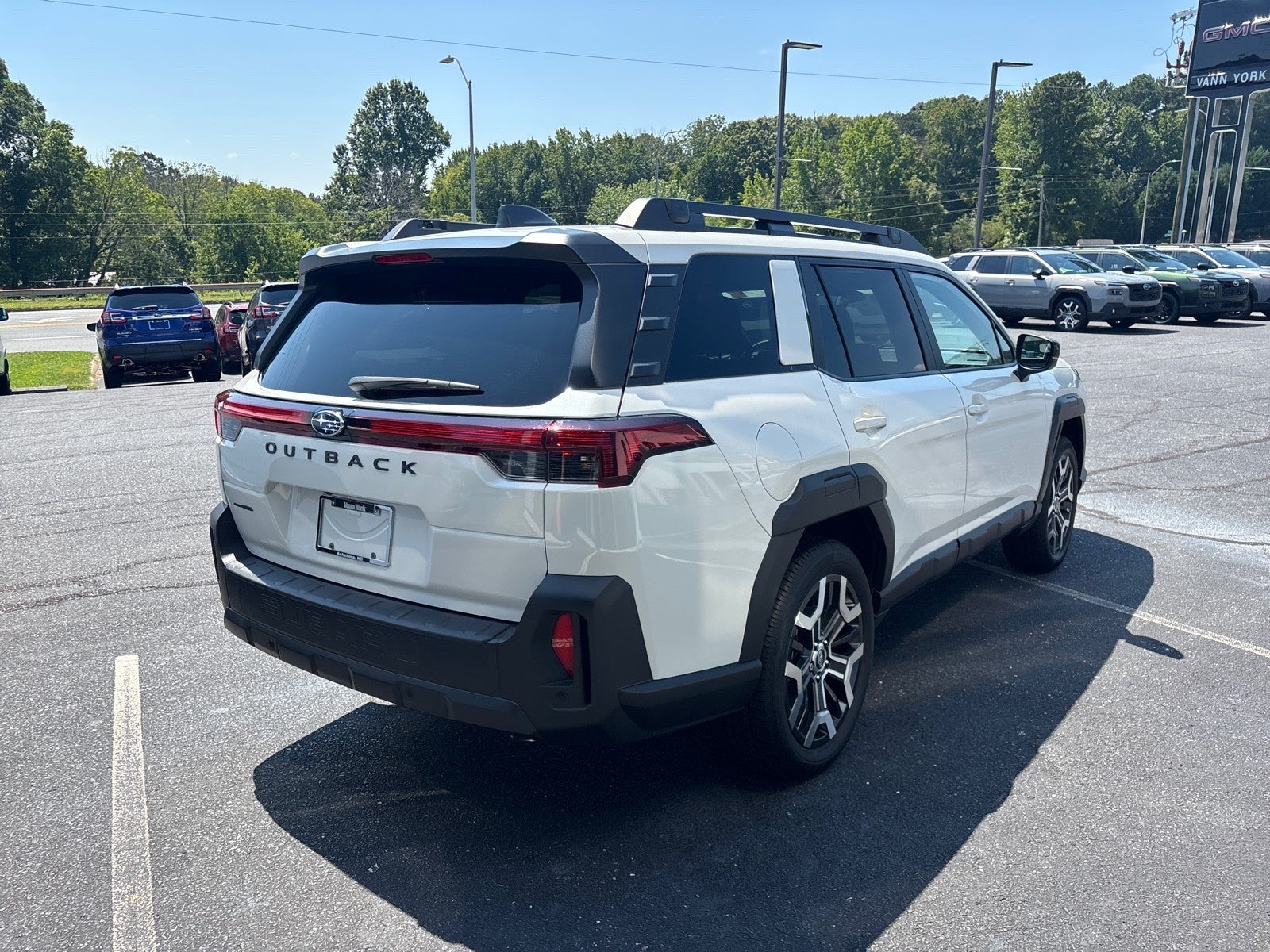 2026 Subaru Outback Touring XT - Photo 3