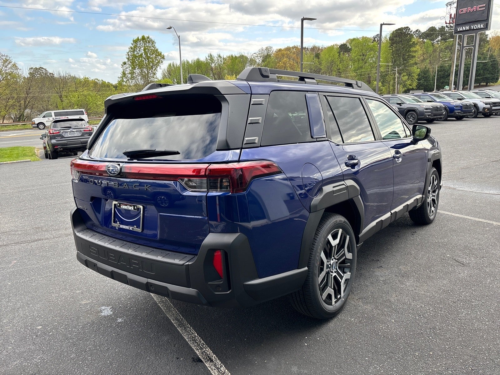 2026 Subaru OUTBACK Touring XT