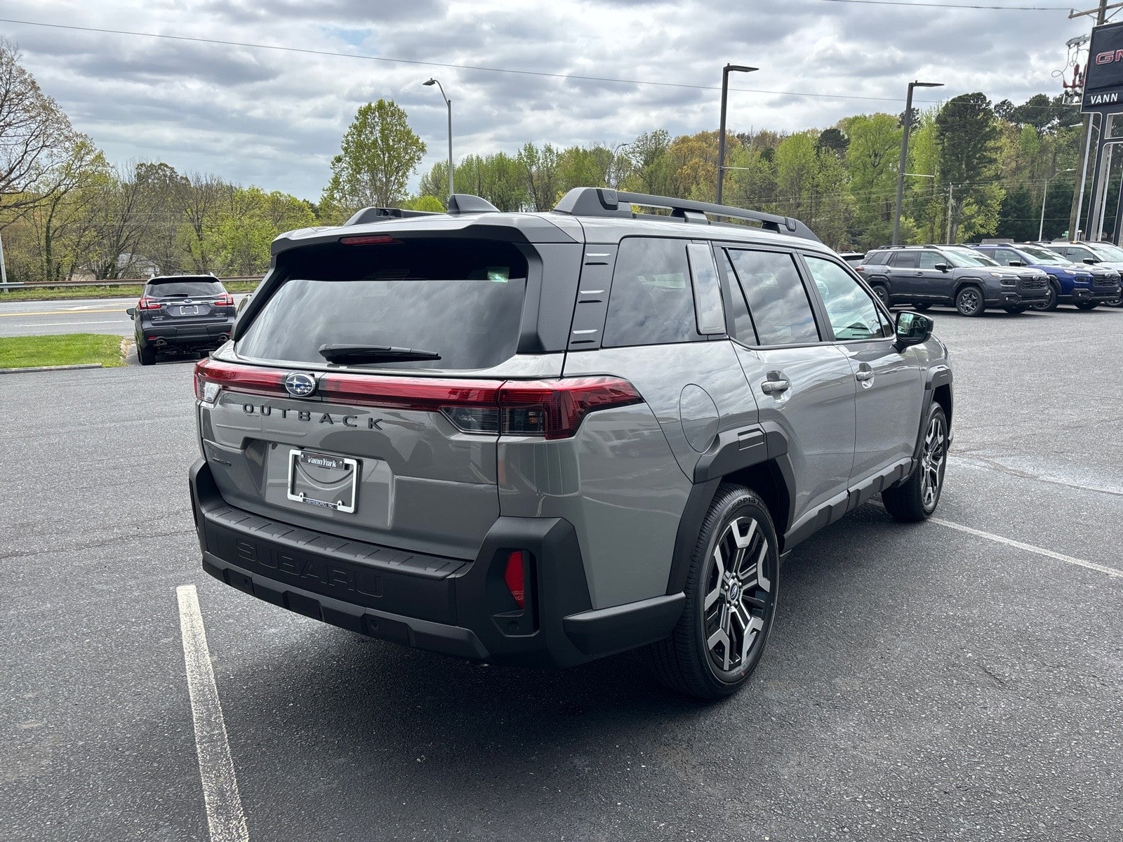 2026 Subaru OUTBACK Touring XT