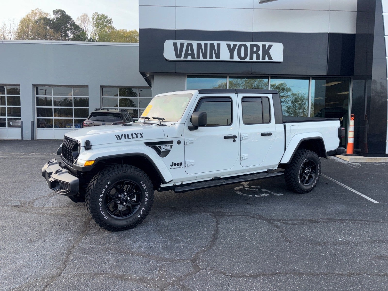 2025 Jeep Gladiator Big Bear