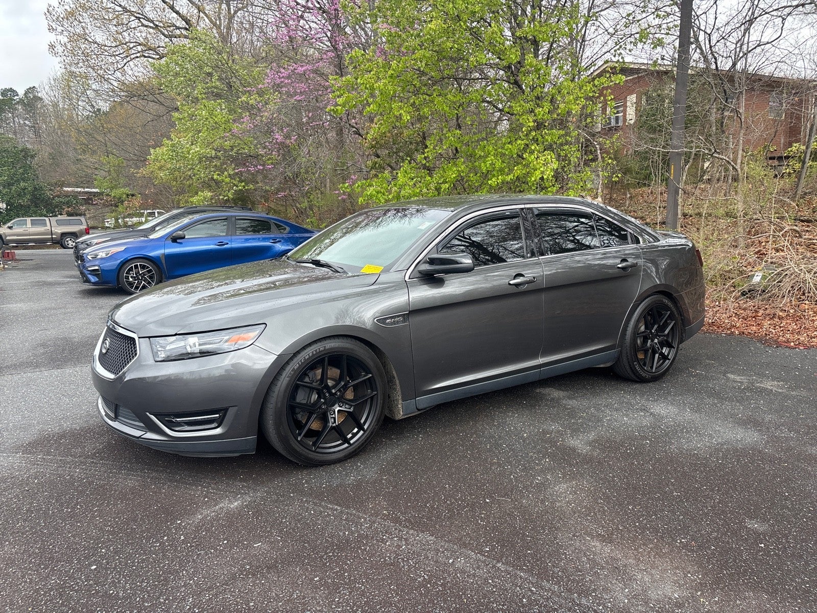 2019 Ford Taurus SHO
