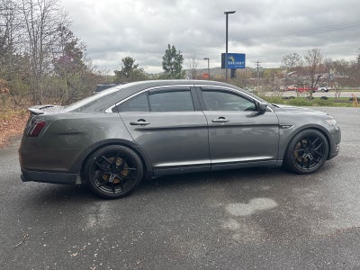 2019 Ford Taurus SHO