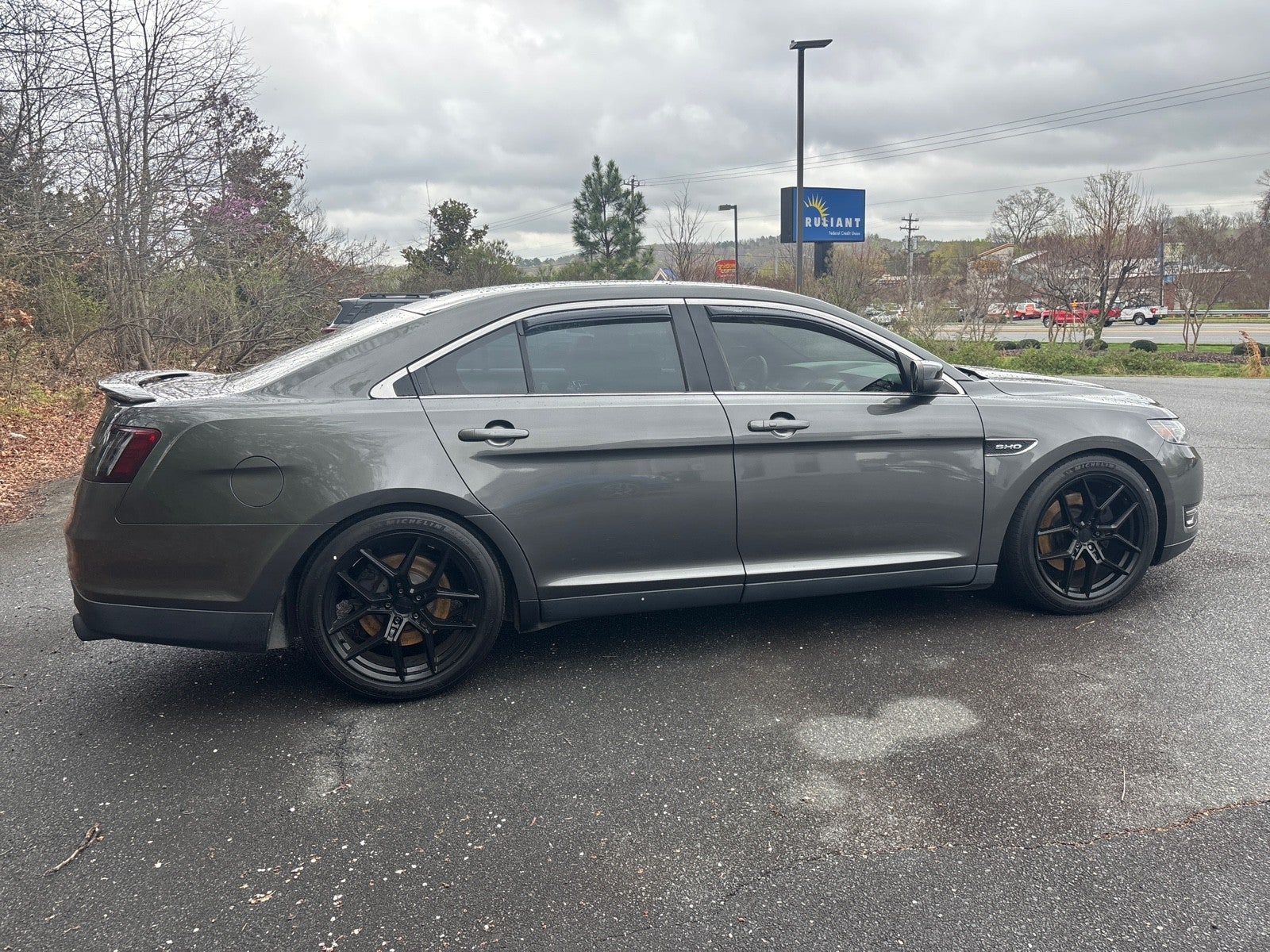 2019 Ford Taurus SHO