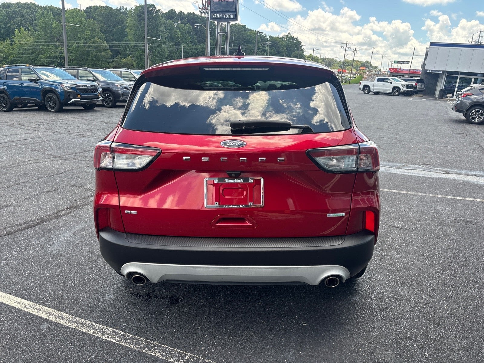 2020 Ford Escape SE