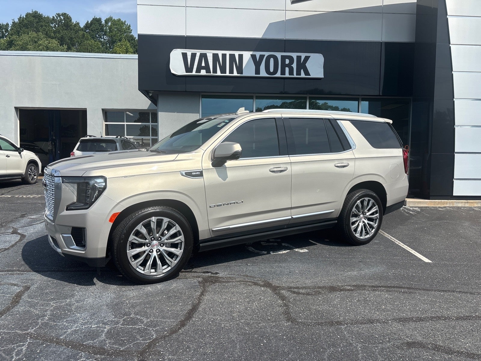 2021 GMC Yukon Denali