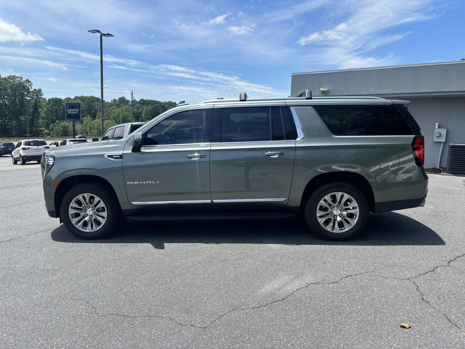 2024 GMC Yukon XL Denali