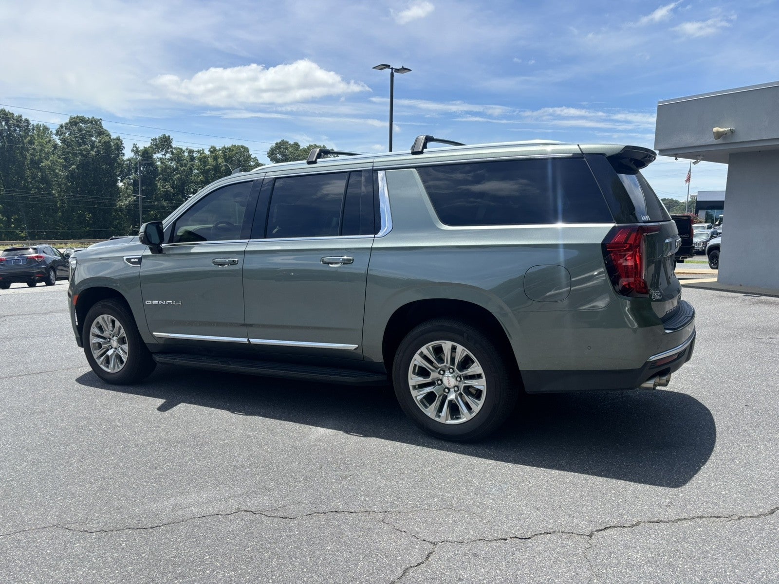 2024 GMC Yukon XL Denali