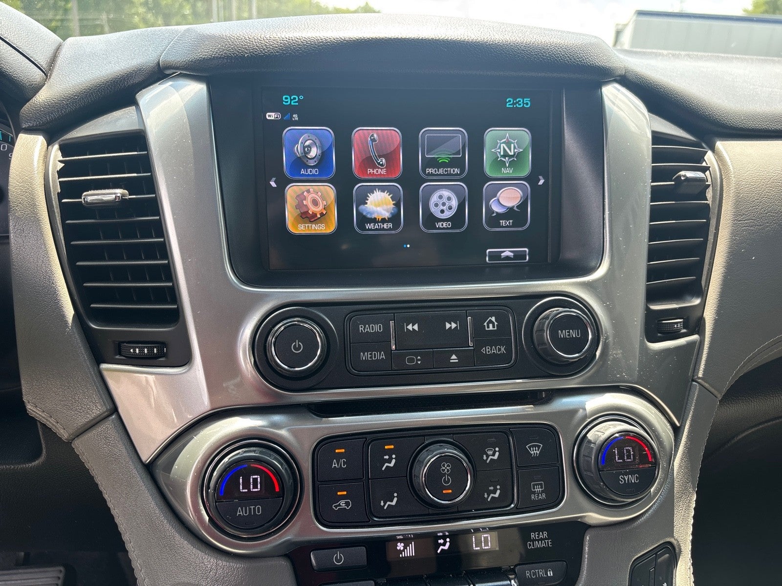 2018 Chevrolet Suburban LT