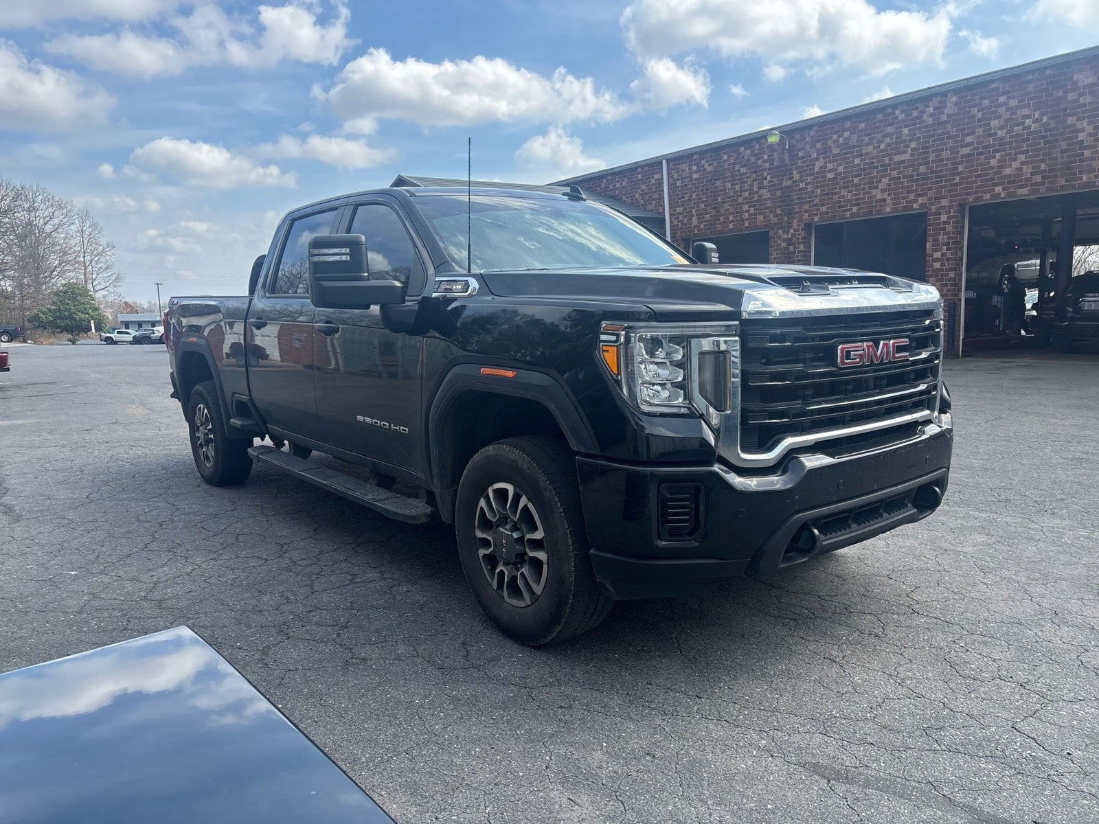 2023 GMC Sierra 2500HD Pro