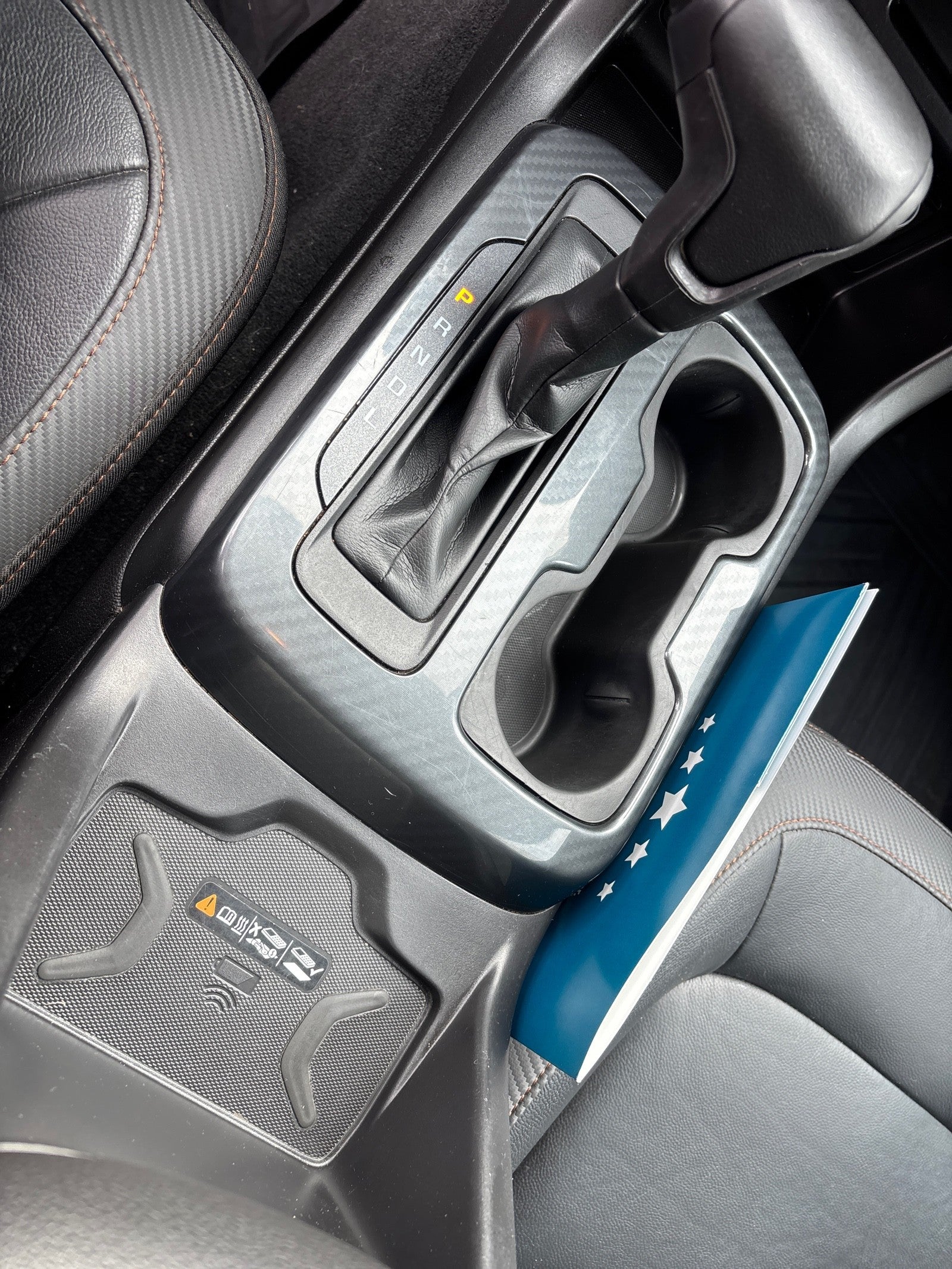 2021 GMC Canyon 4WD AT4 w/Leather