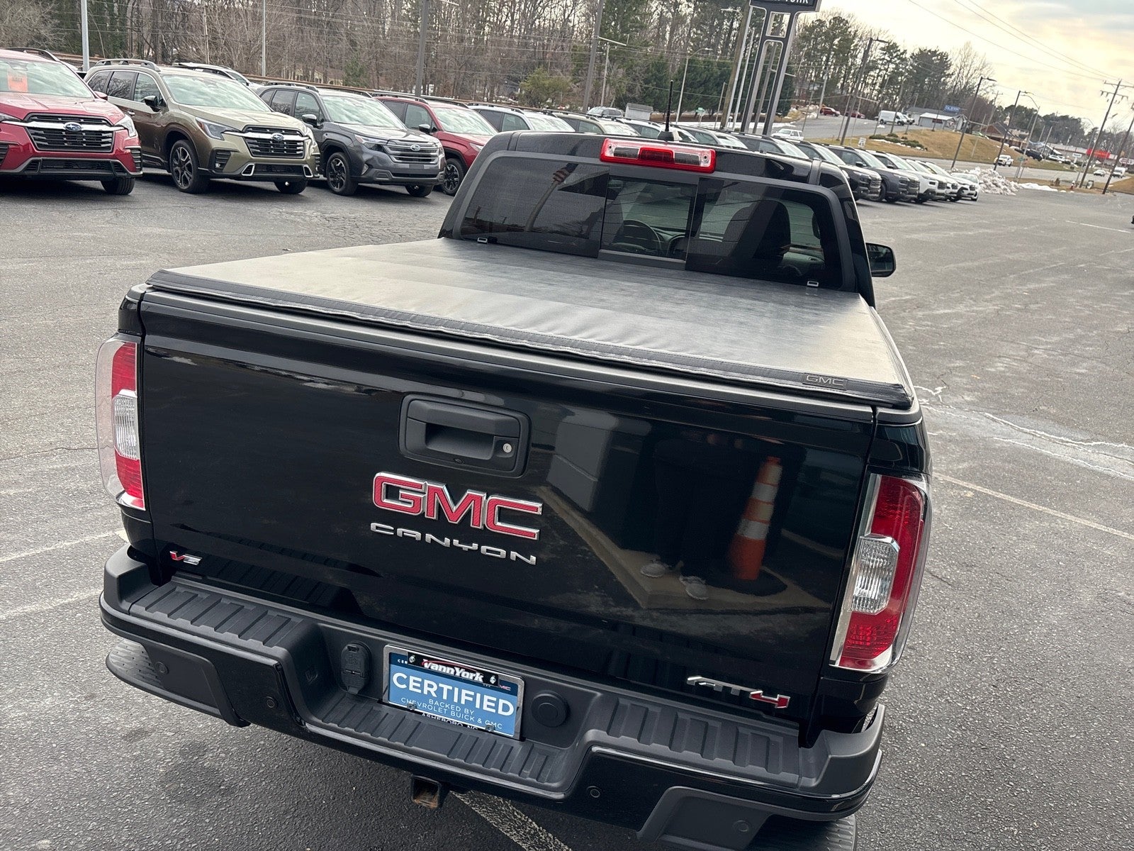 2021 GMC Canyon 4WD AT4 w/Leather