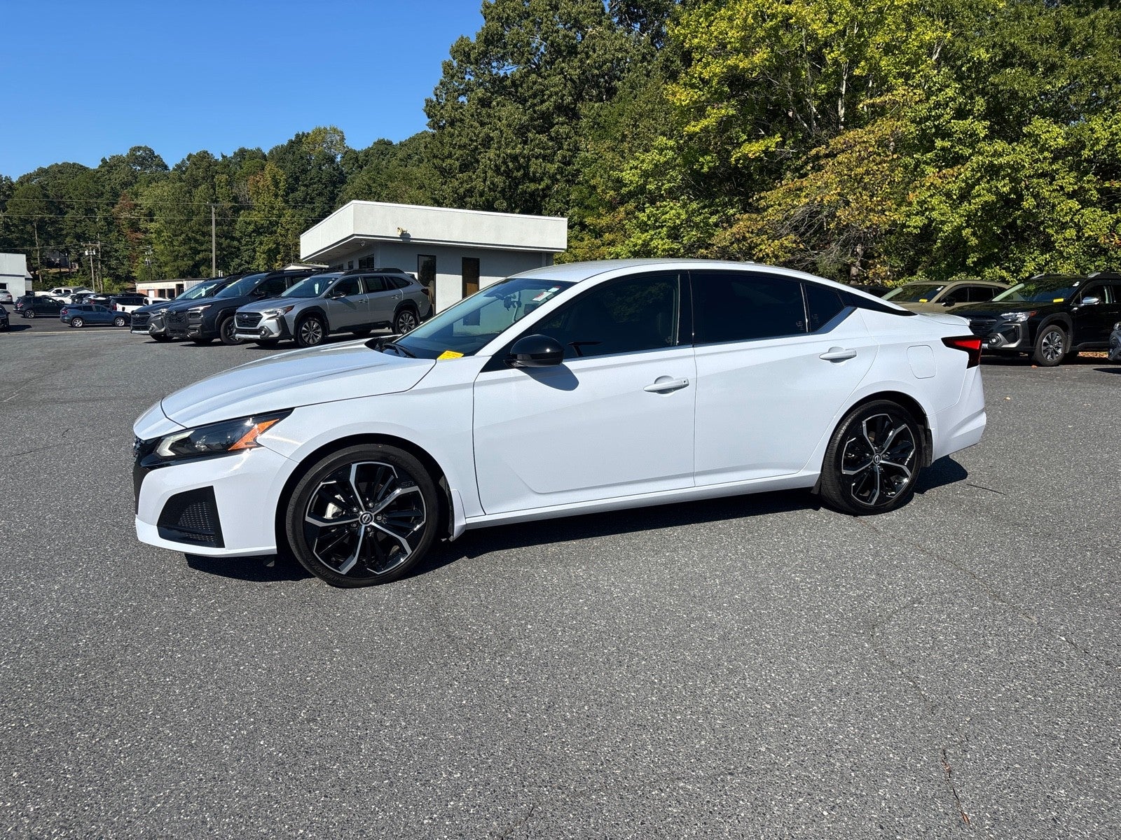 2023 Nissan Altima 2.5 SR