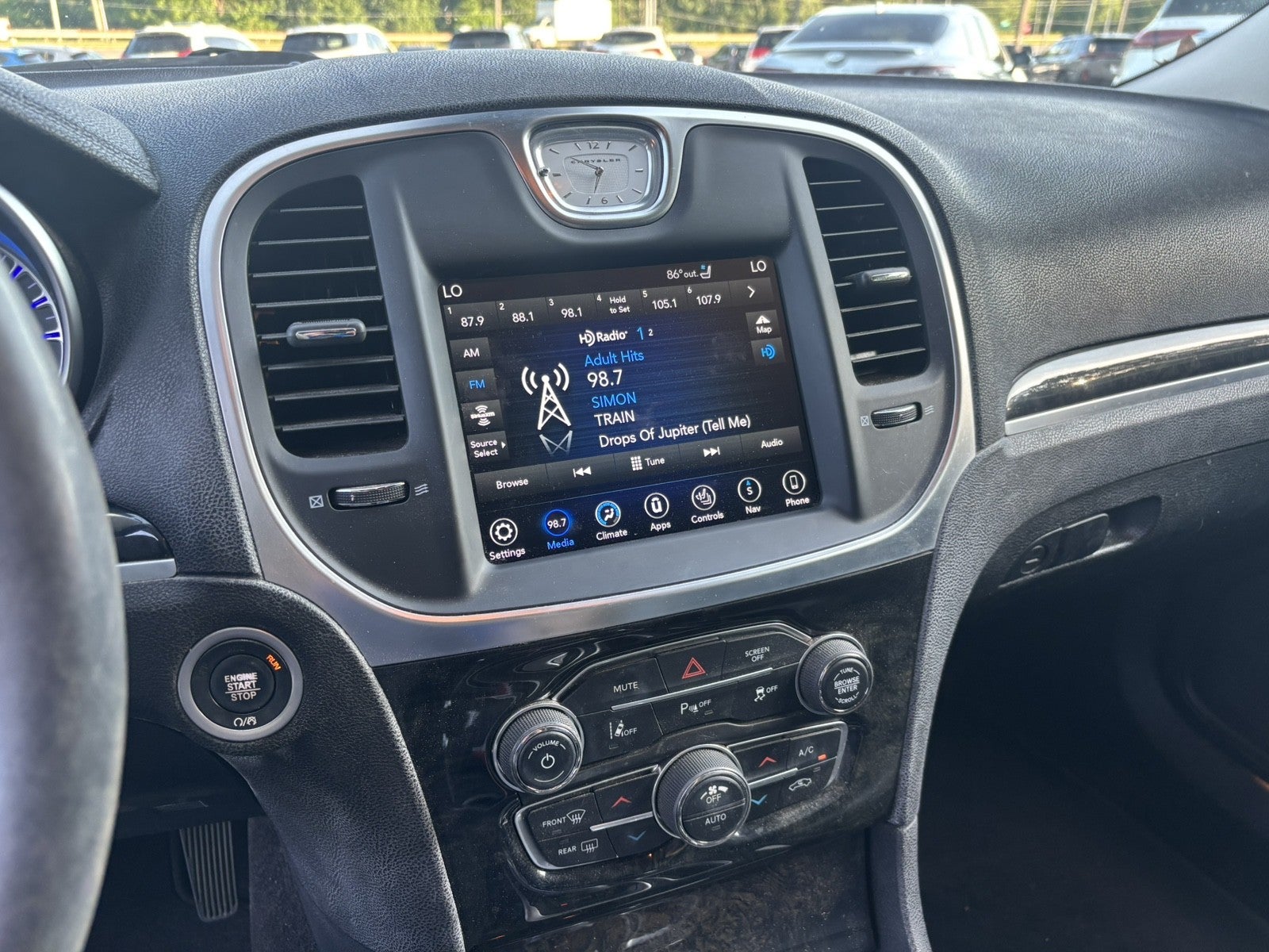 2018 Chrysler 300 Limited