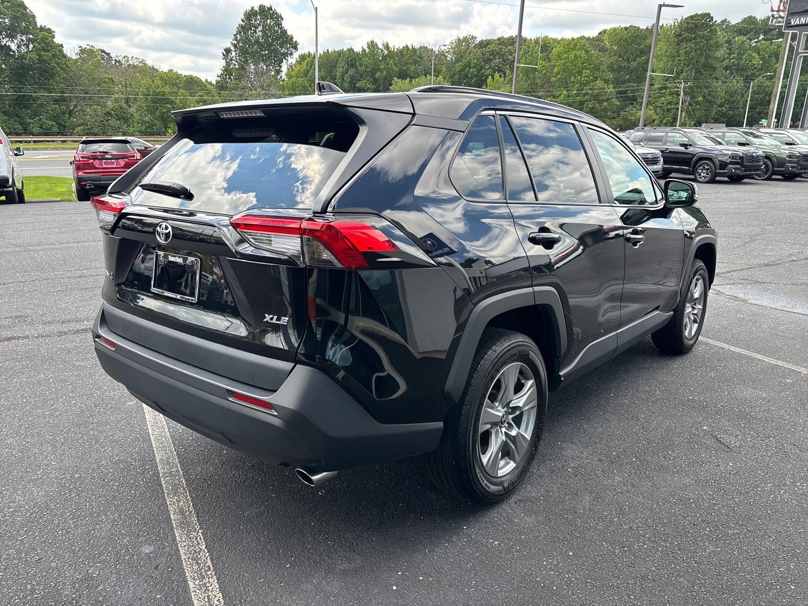 2024 Toyota RAV4 XLE
