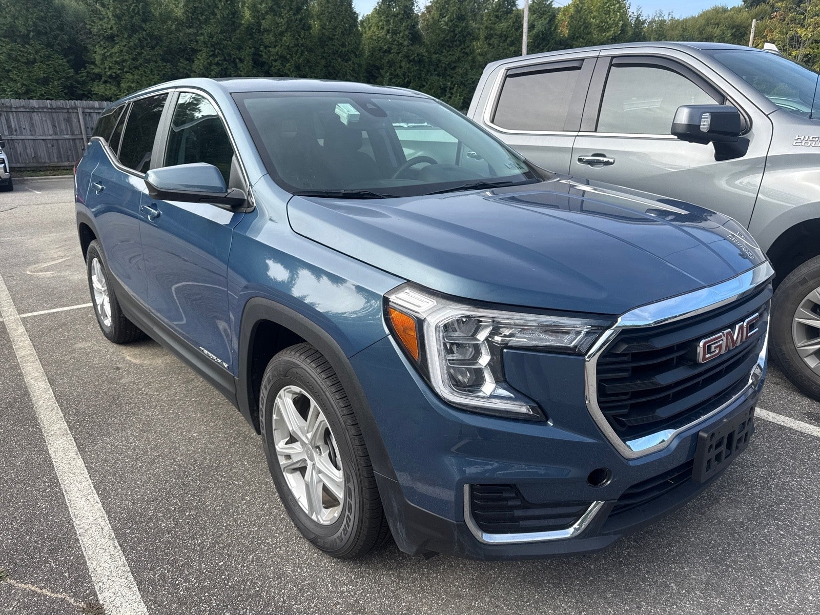 2024 GMC Terrain SLE