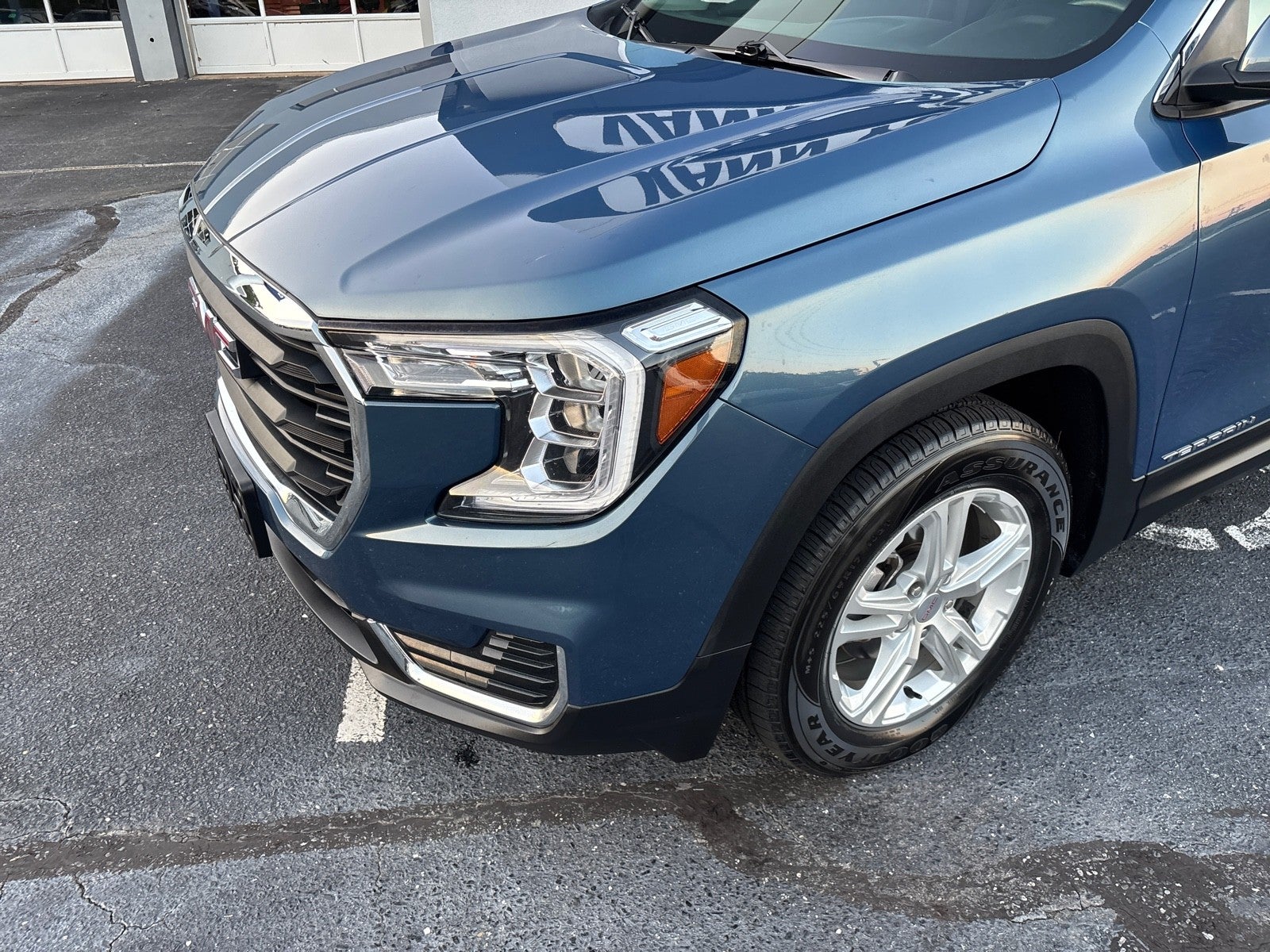2024 GMC Terrain SLE