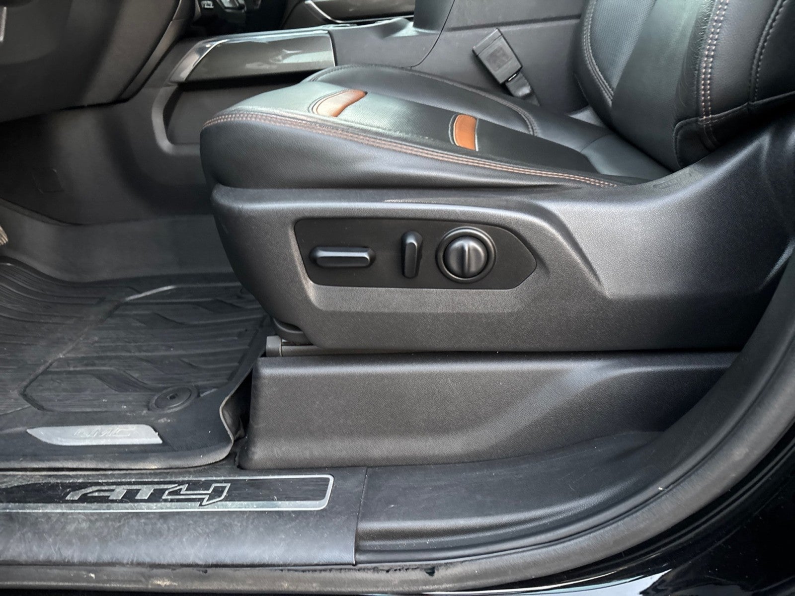 2019 GMC Sierra 1500 AT4