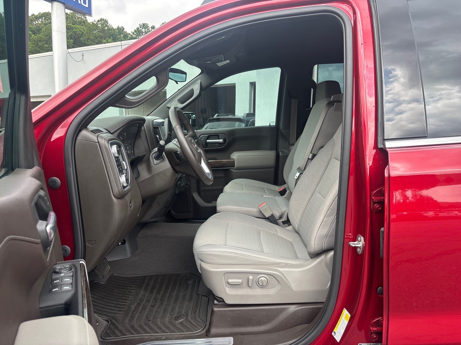 2020 GMC Sierra 1500 SLE