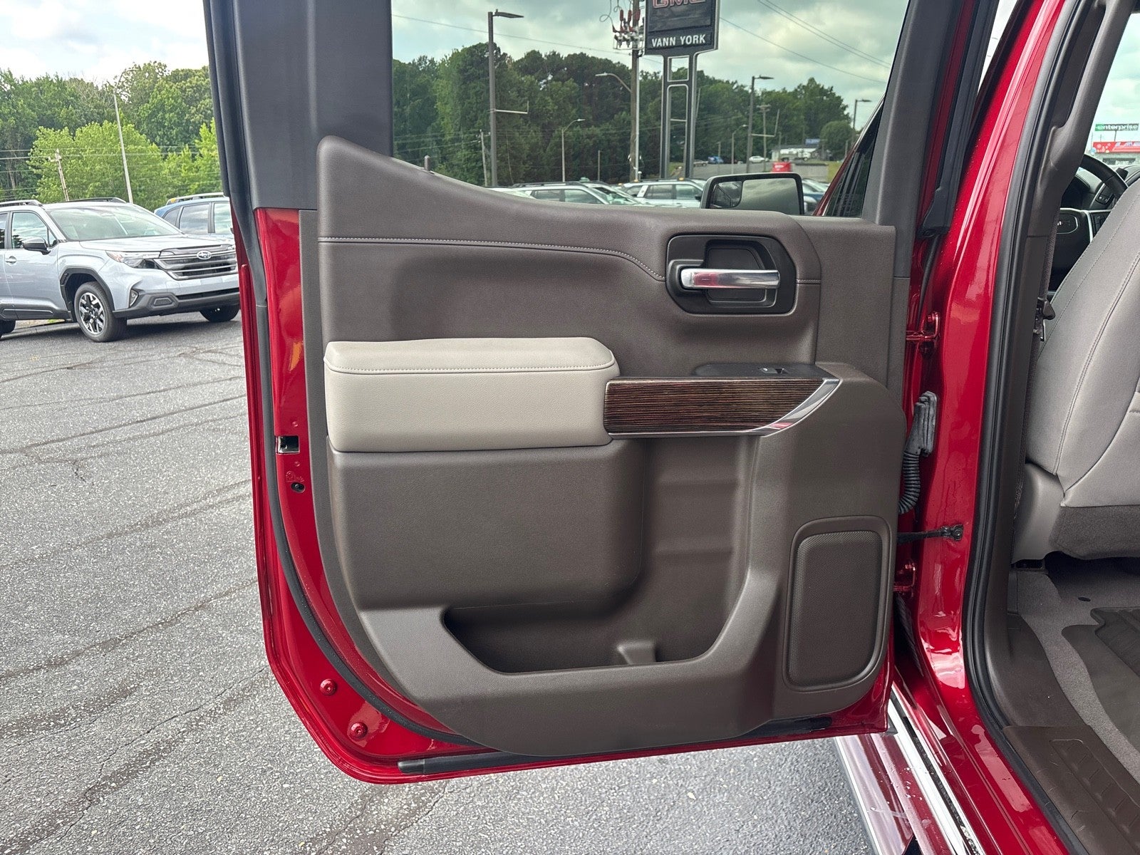 2020 GMC Sierra 1500 SLE
