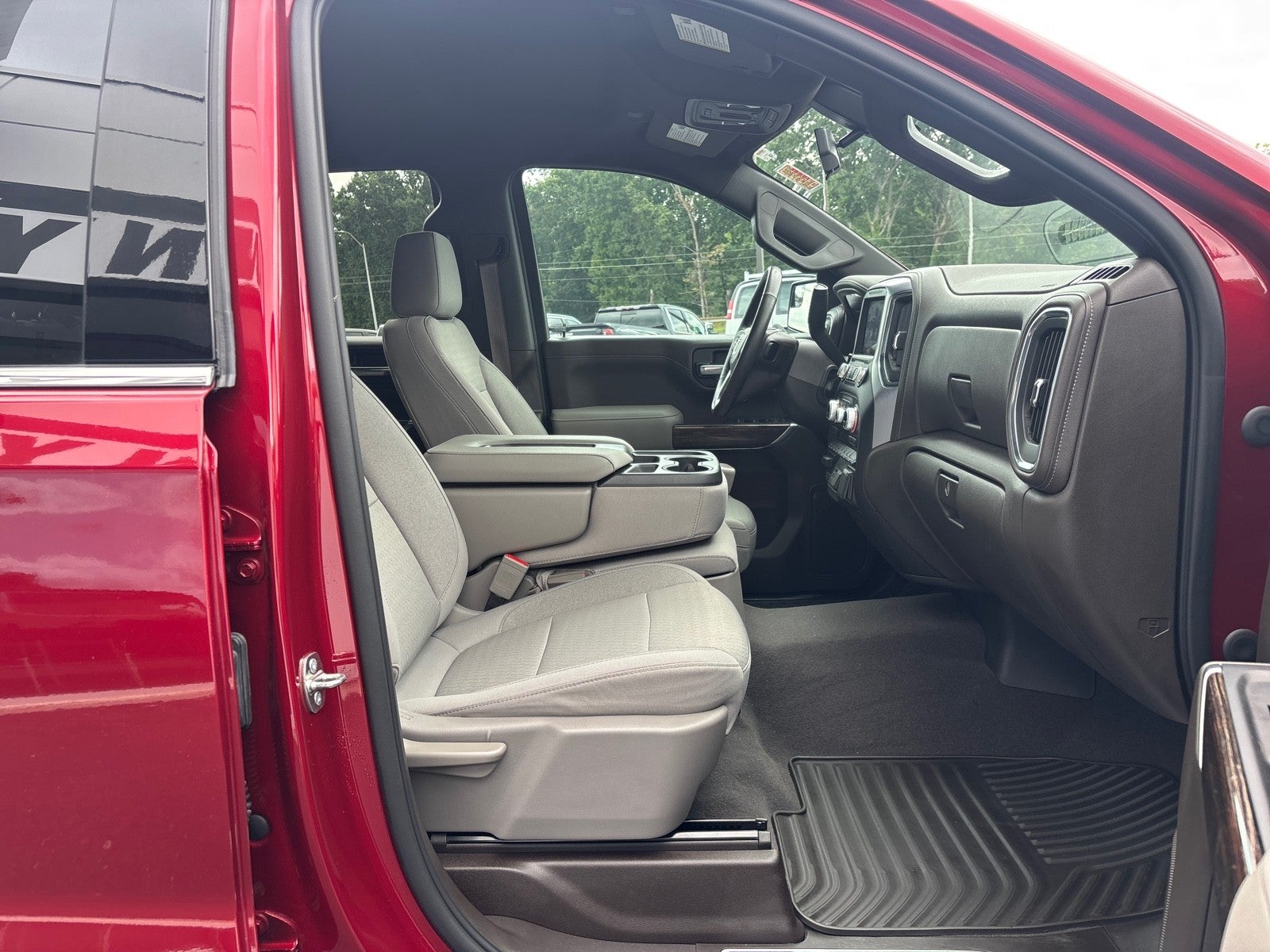 2020 GMC Sierra 1500 SLE