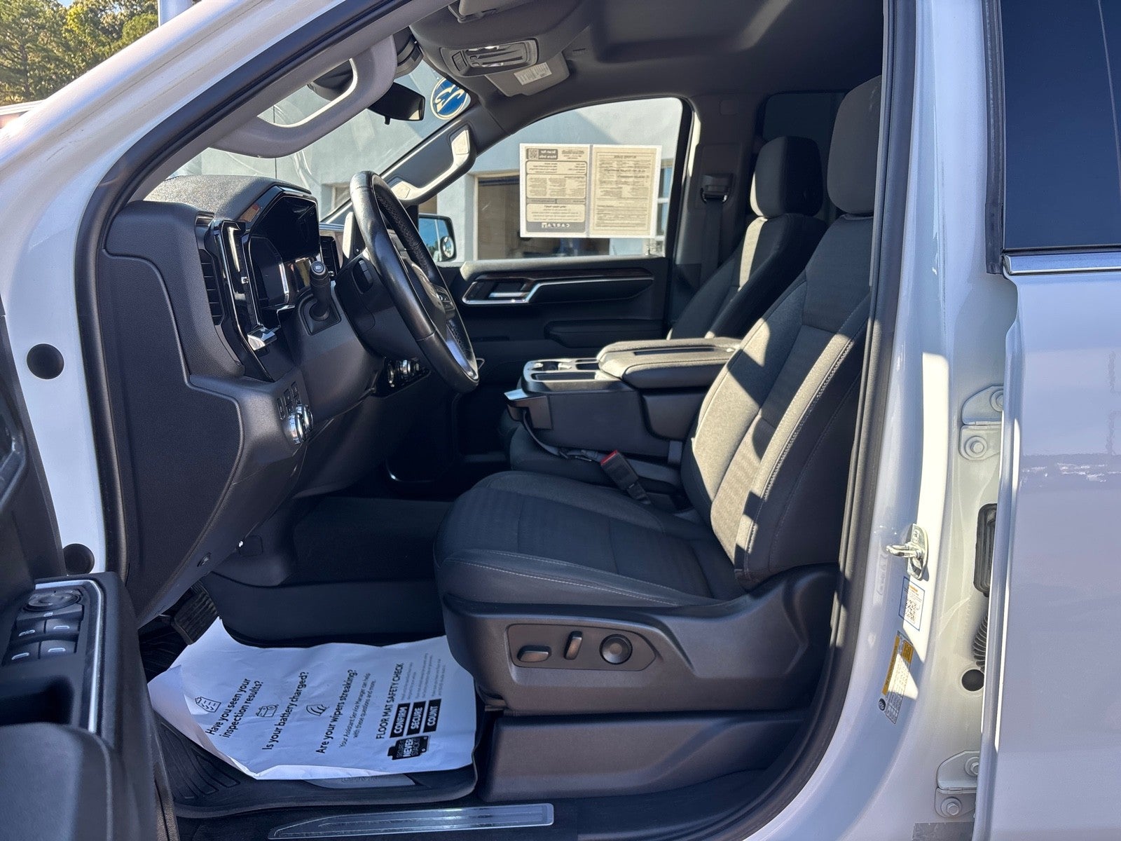 2023 GMC Sierra 1500 SLE