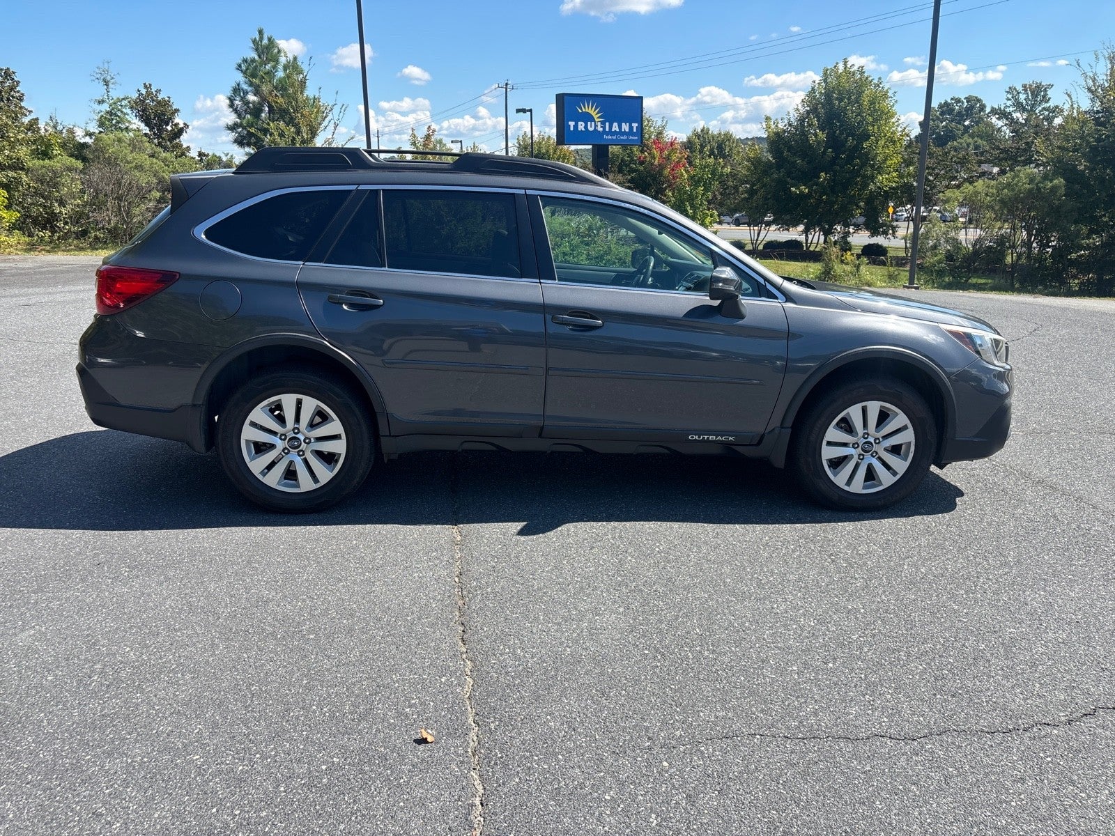 2018 Subaru Outback Premium