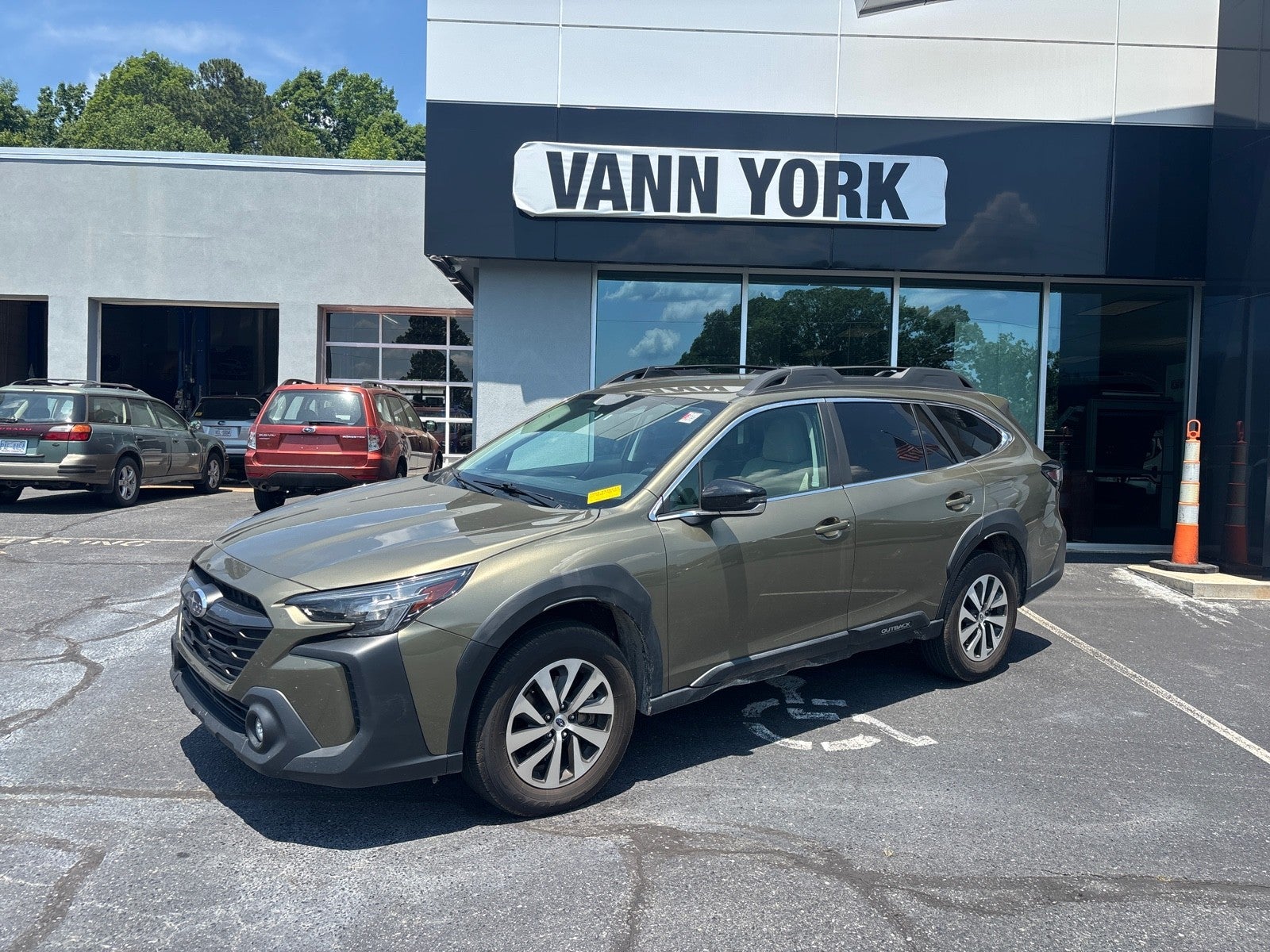 2024 Subaru Outback Premium