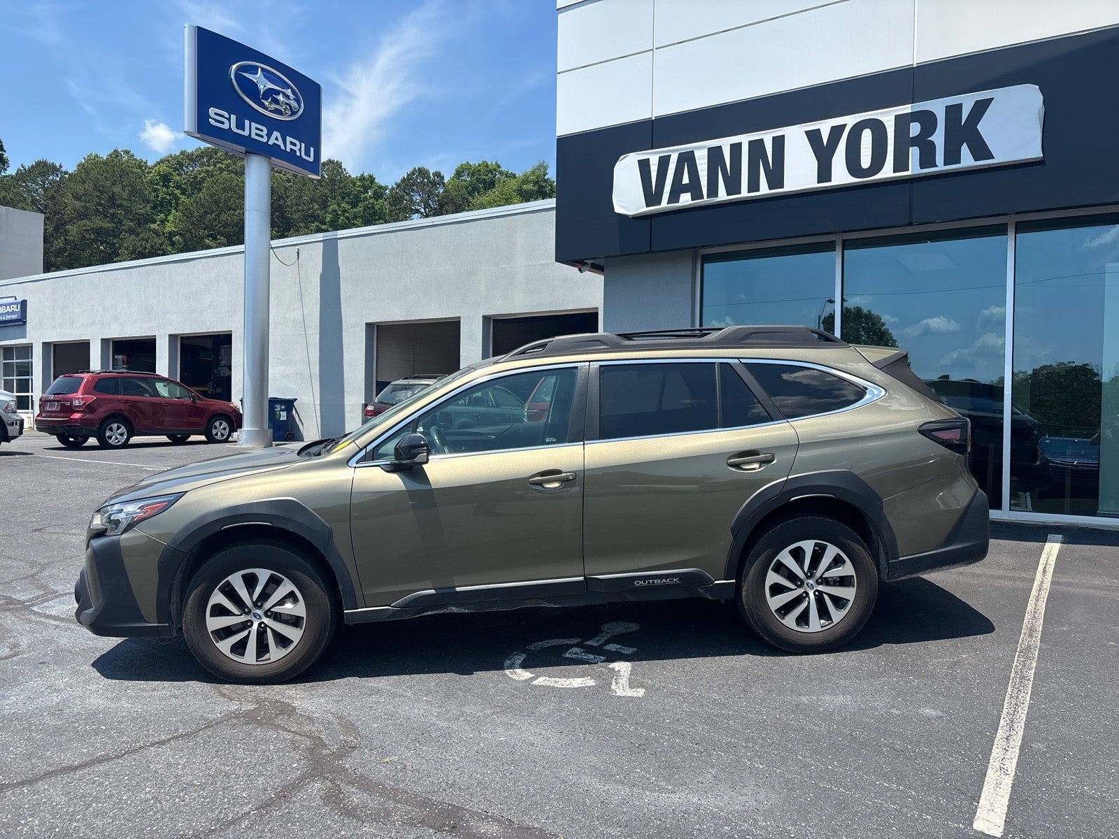 2024 Subaru Outback Premium