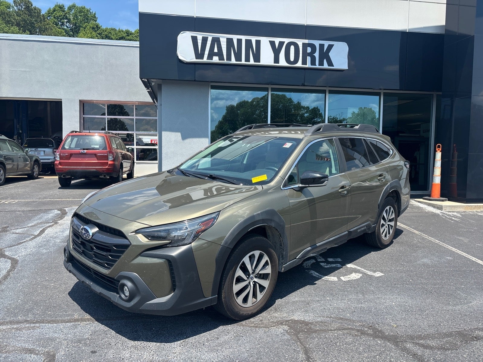 2024 Subaru Outback Premium