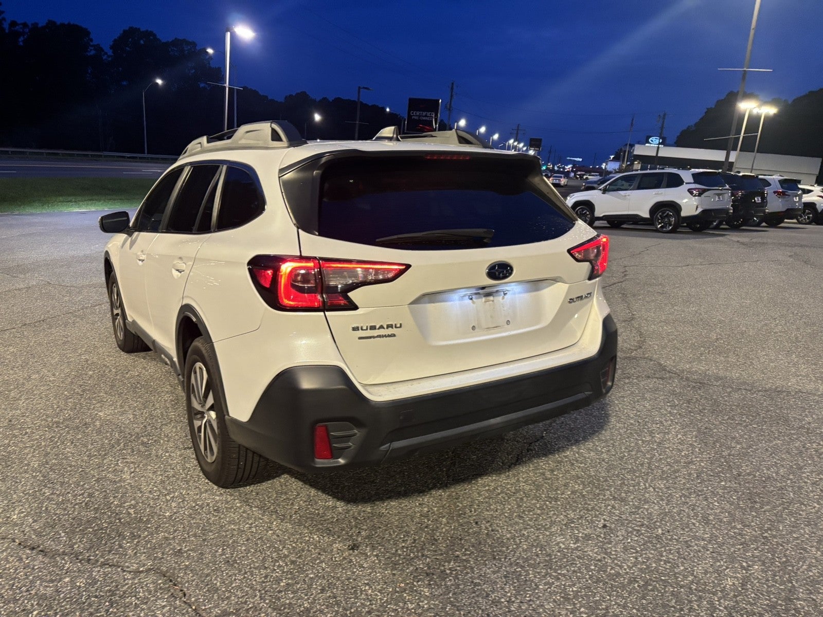 2022 Subaru Outback Premium