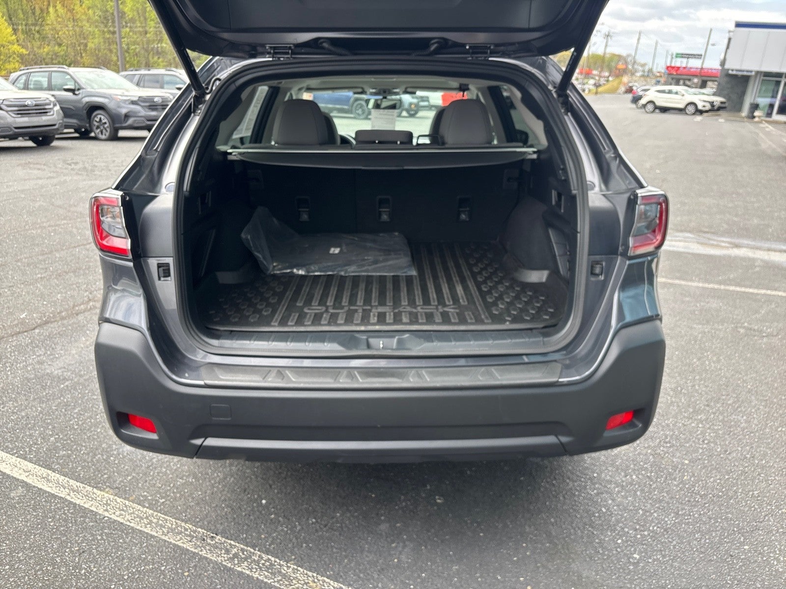 2025 Subaru Outback Premium