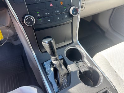 2017 Toyota Camry LE
