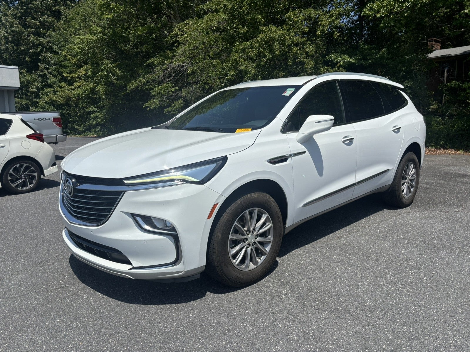 2022 Buick Enclave Essence