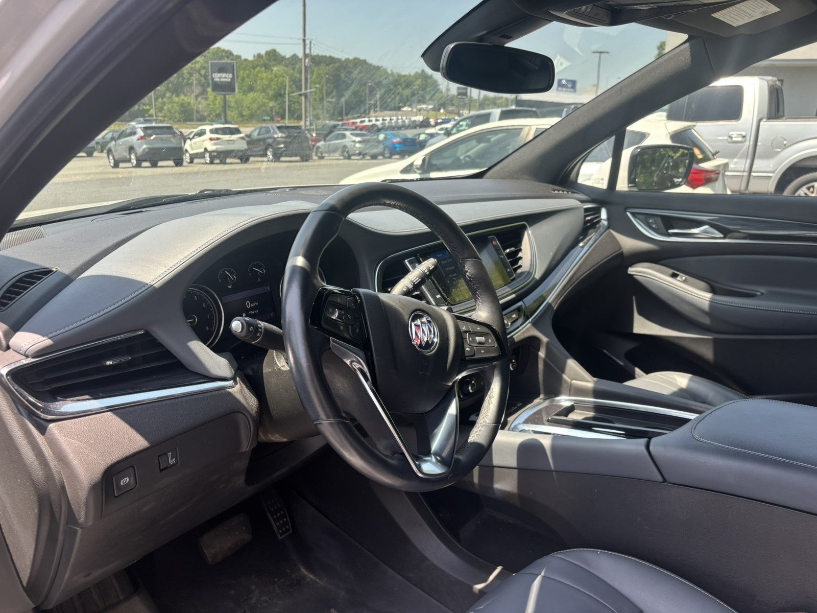2022 Buick Enclave Essence