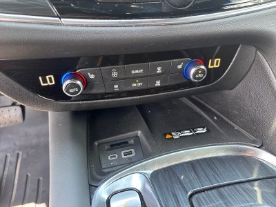 2022 Buick Enclave Essence