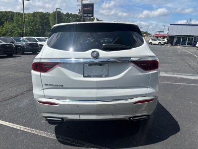 2022 Buick Enclave Essence