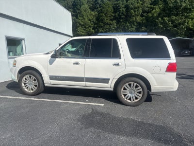 2013 Lincoln Navigator 2WD 4dr