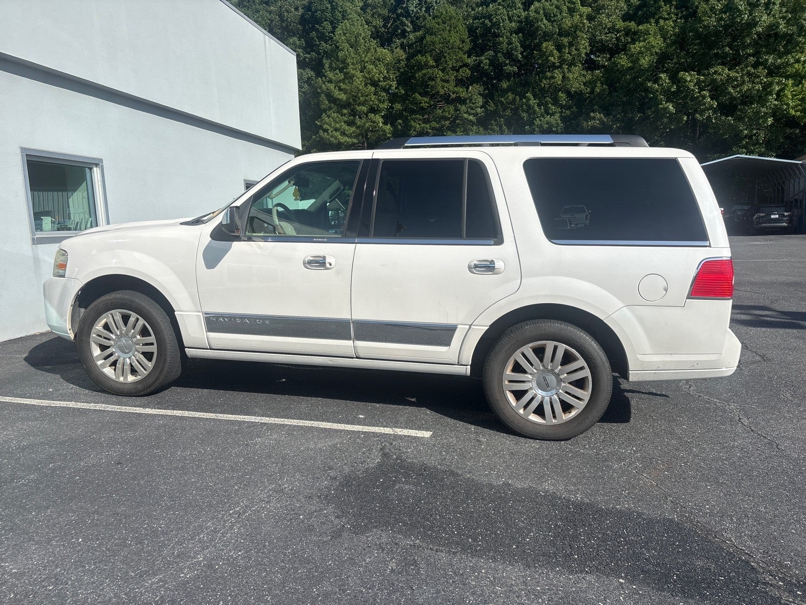 2013 Lincoln Navigator 2WD 4dr