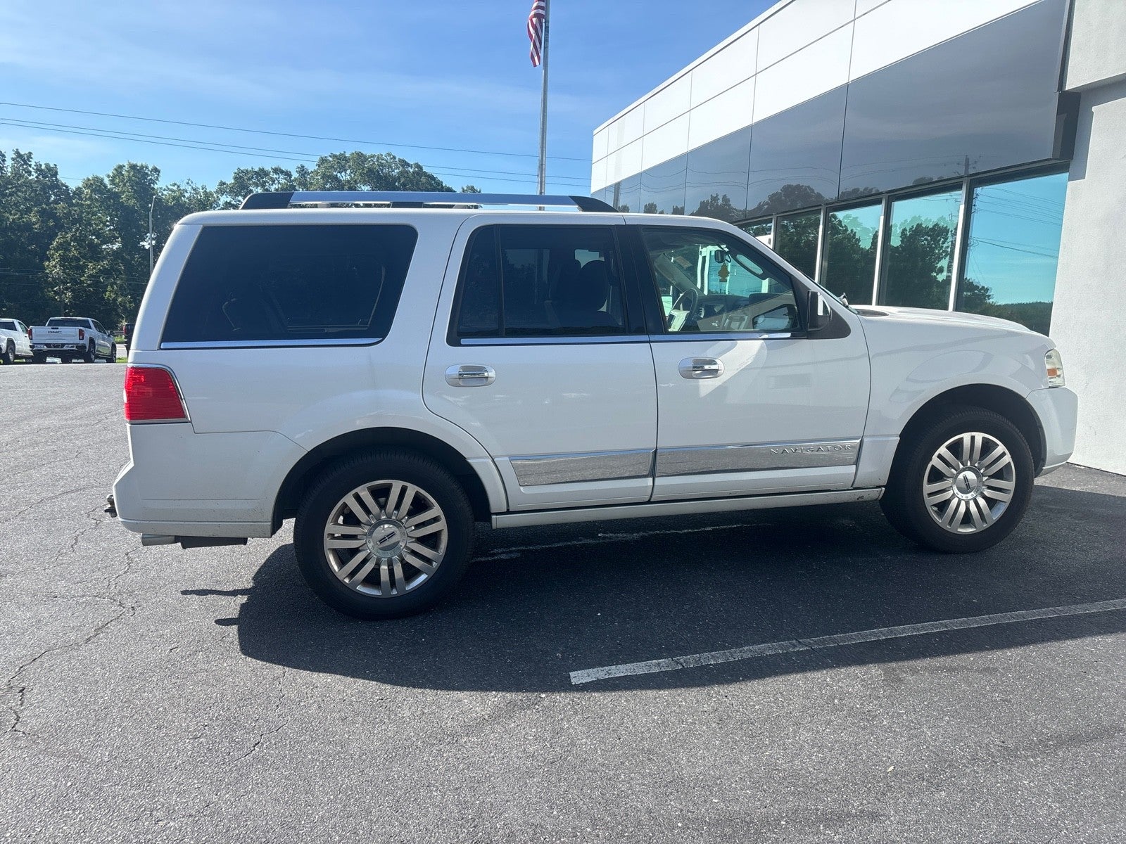 2013 Lincoln Navigator 2WD 4dr
