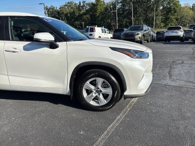 2023 Toyota Highlander LE