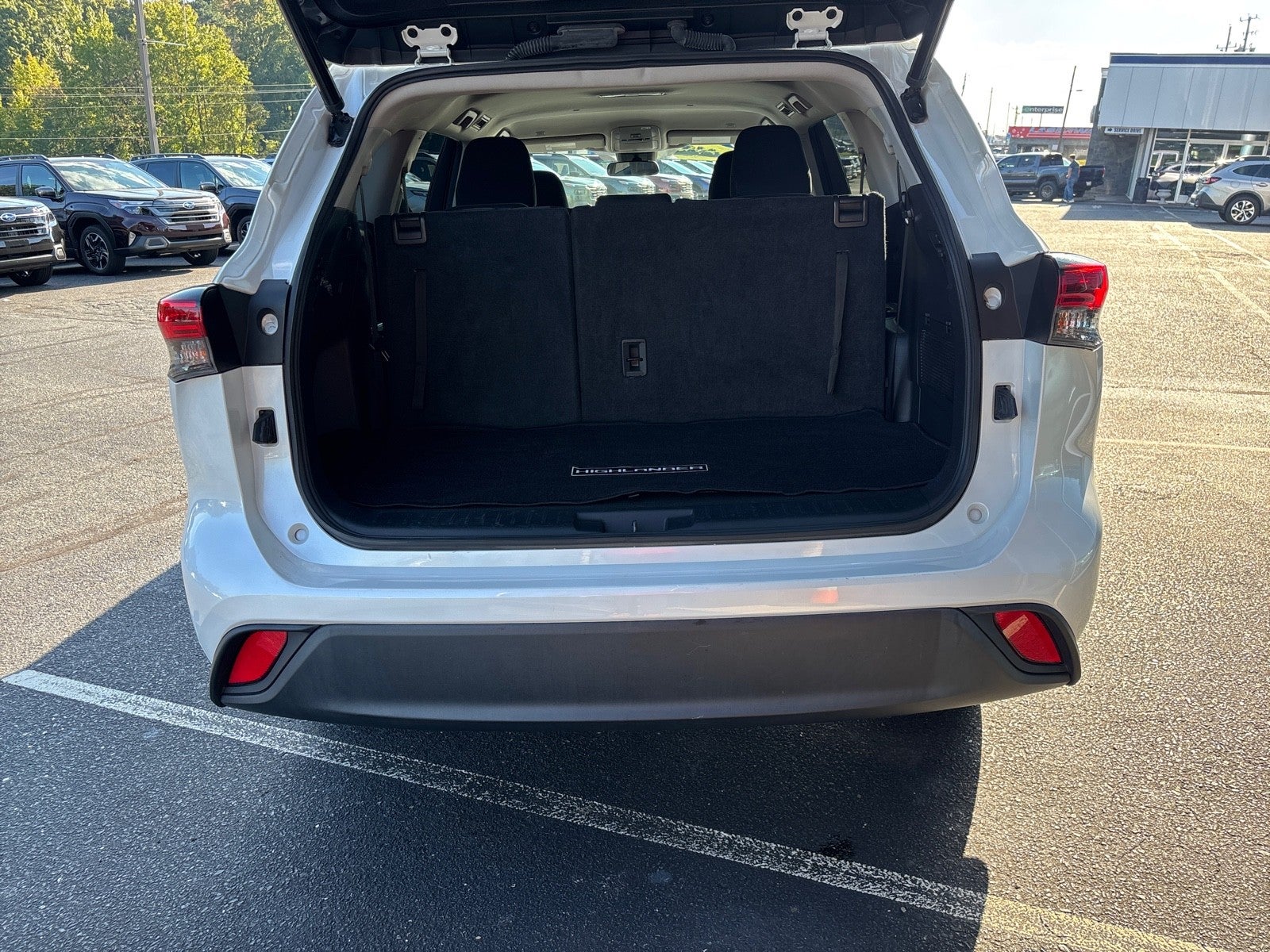2023 Toyota Highlander LE