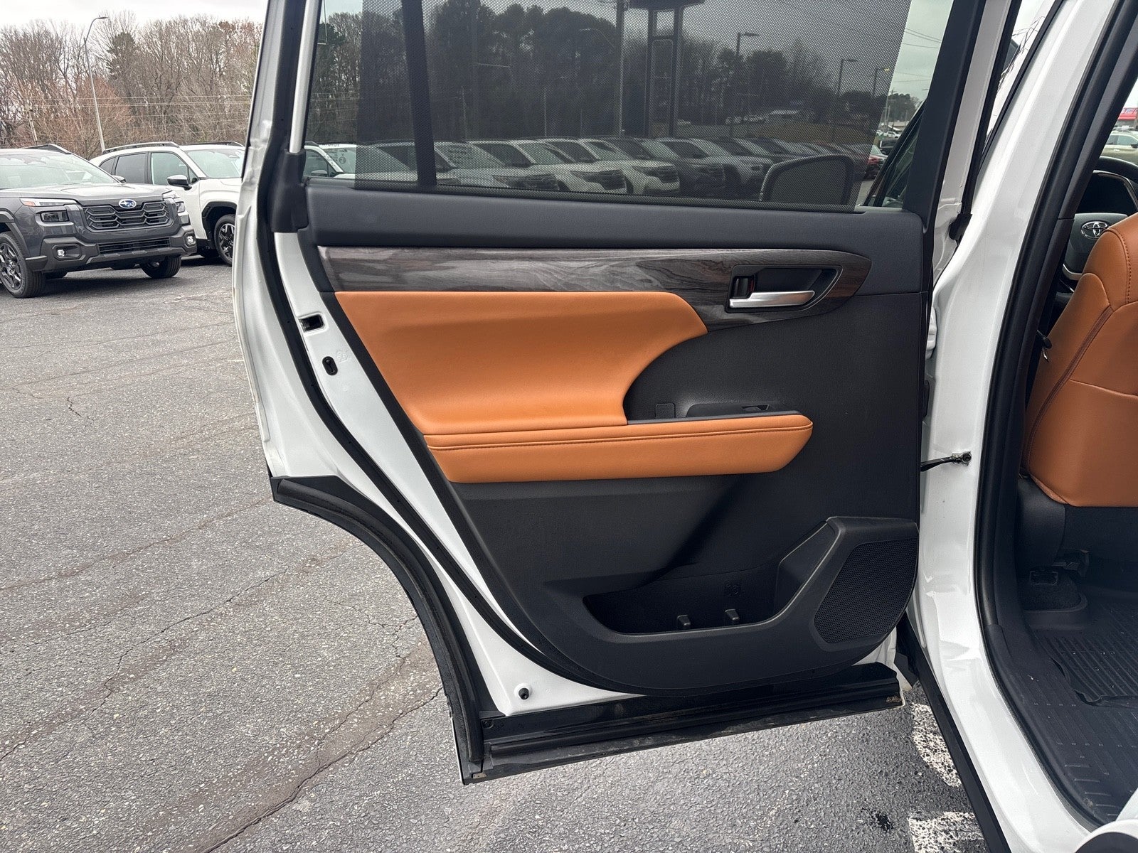 2024 Toyota Highlander Platinum