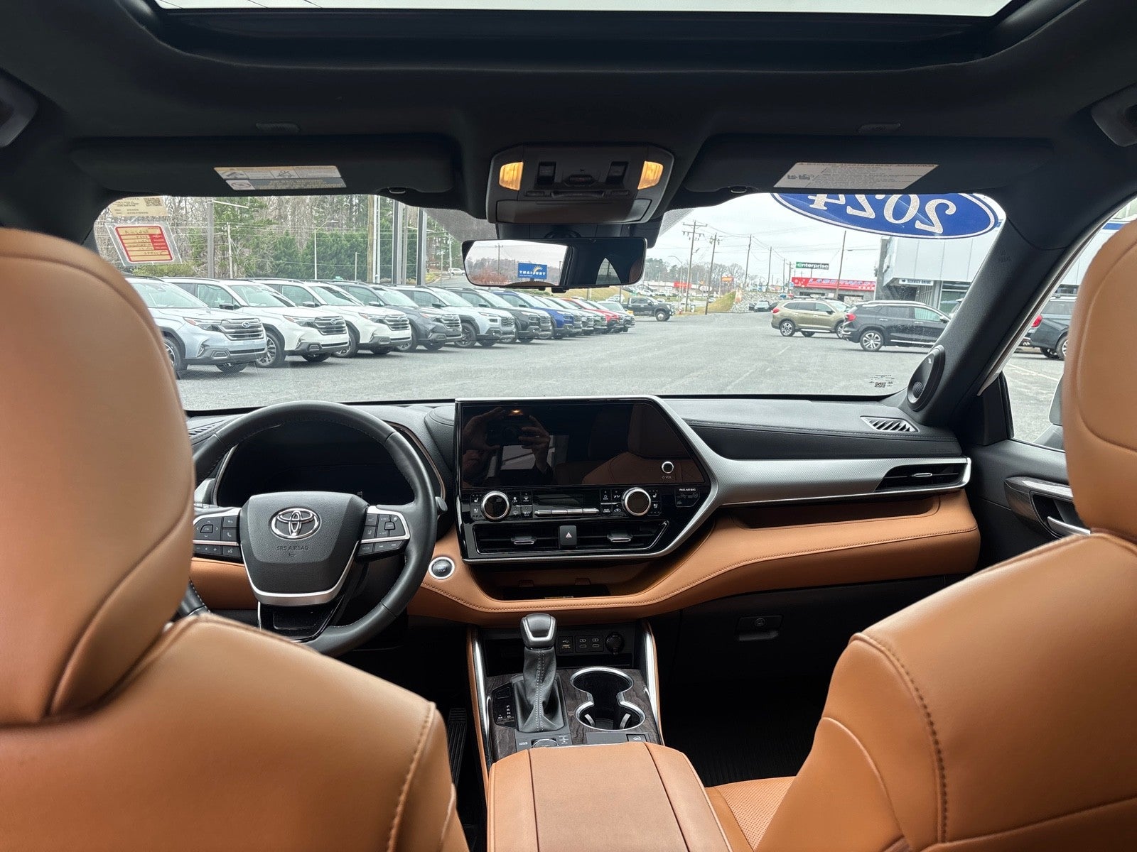 2024 Toyota Highlander Platinum