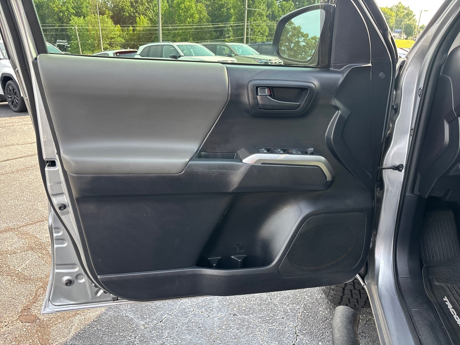 2020 Toyota Tacoma 4WD SR